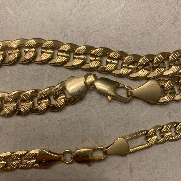 18K Gold plated Necklace Good for women and men’s
One is 24” long 
And 23” - Picture 7 of 15